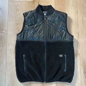 Stussy X Holden Vest. Men’s Medium